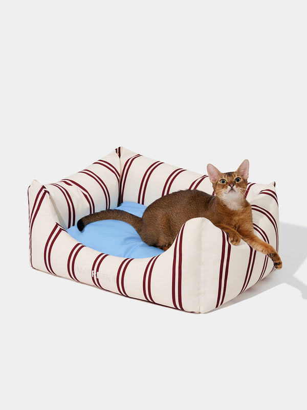 Mist and Merlot Pet Sofa - Cream & Stripes - TANK TINKER